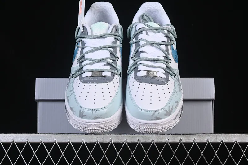 All categories Nk Air Force 1 Air Force series Nk Air Force 1 Low Air Force low-top Nike Air Force 1'07 Low "Grey Tune Era" Hand-painted graffiti Gray Tune Era Air Force 1 low-top casual sneakers LJ8822-202